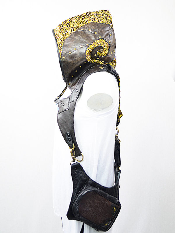 Shoulder Holster Nautilus with Hood