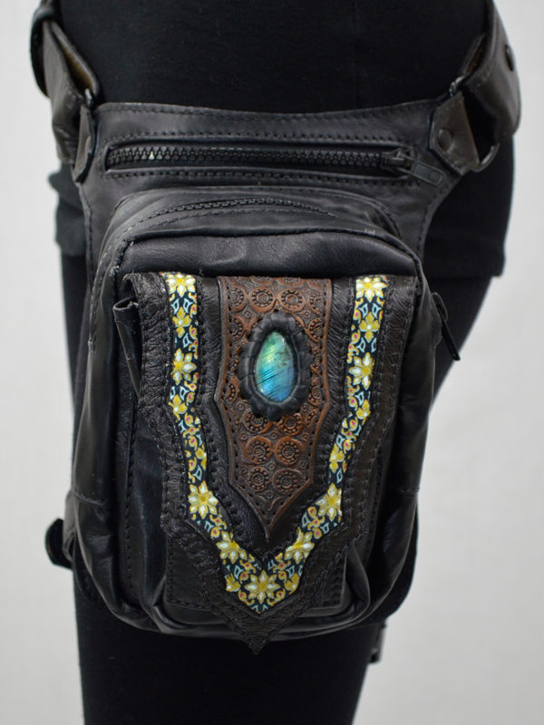 Naga Leather Leg Holster Bag
